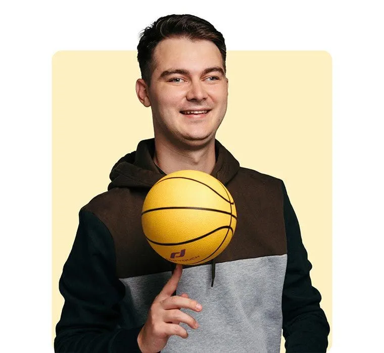 Kyrylo Chernyshkov, but quirky