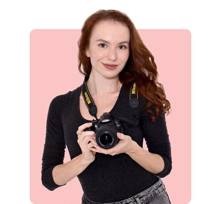 Oksana Aloshyna, but quirky